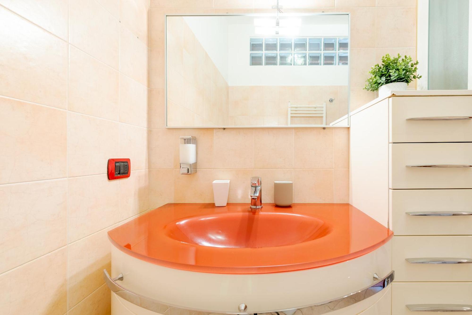 Guest Planet - Rosso Milano Apartment - Navigli Area Екстер'єр фото
