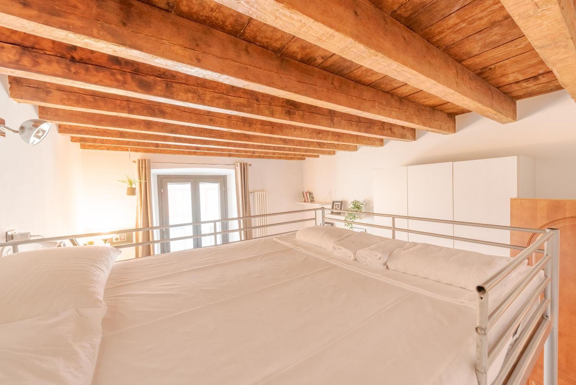 Guest Planet - Rosso Milano Apartment - Navigli Area Екстер'єр фото