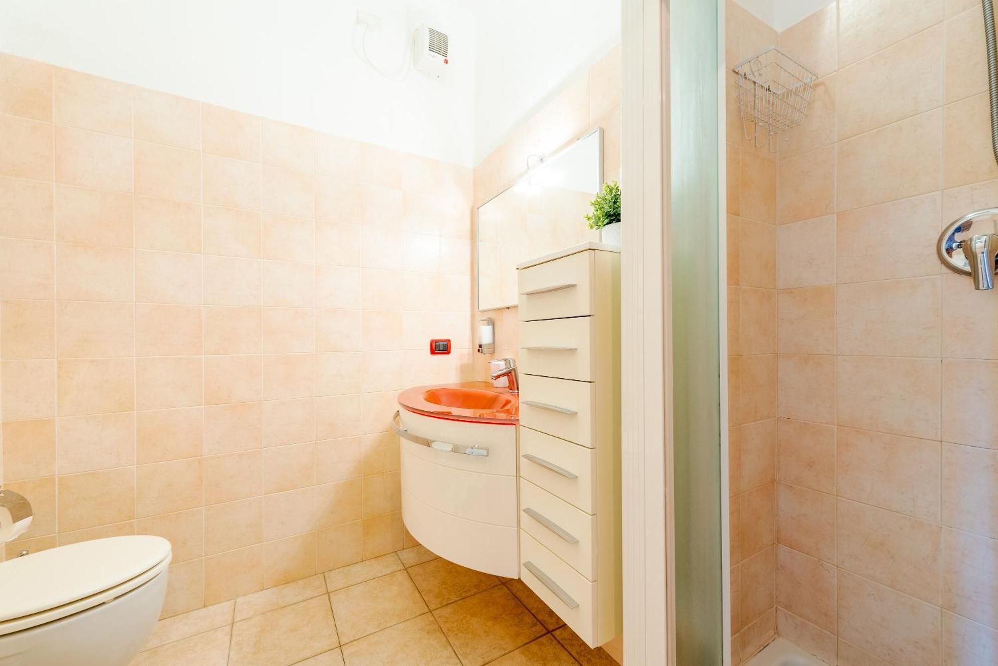 Guest Planet - Rosso Milano Apartment - Navigli Area Екстер'єр фото